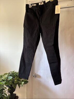 Universal Thread Black Skinny Jeans